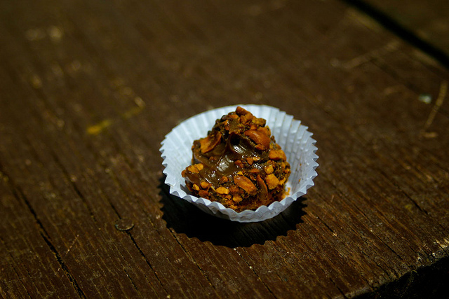 Brigadeiro de Amendoim by Yuri Hayashi, on Flickr